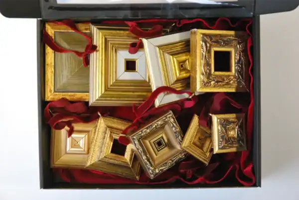 Eviart gold frames 2