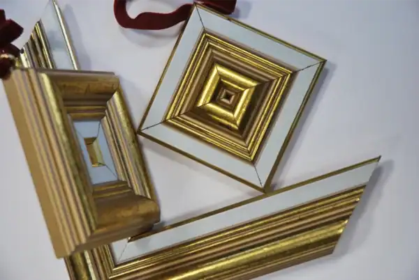 Christmas decorations Gold